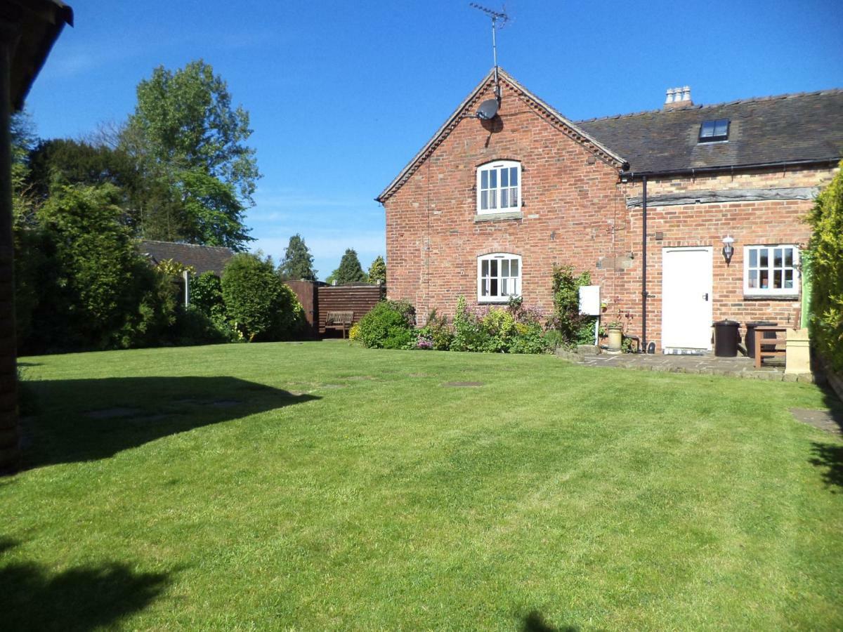 Lapwing Cottage Stoke-on-Trent Екстер'єр фото